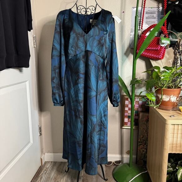 Sachin + Babi Lola Tonal Petal Printed Midi Dress 12 - Picture 2 of 14